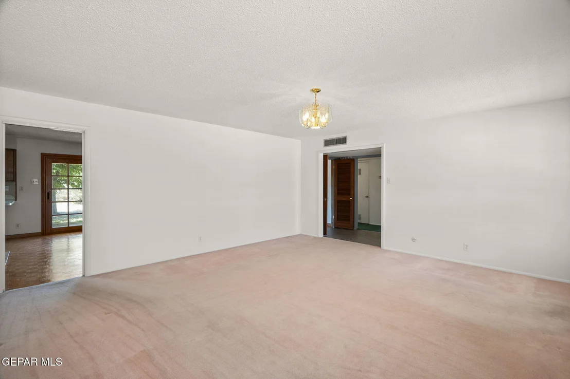 Photo of 4136 Perth Drive