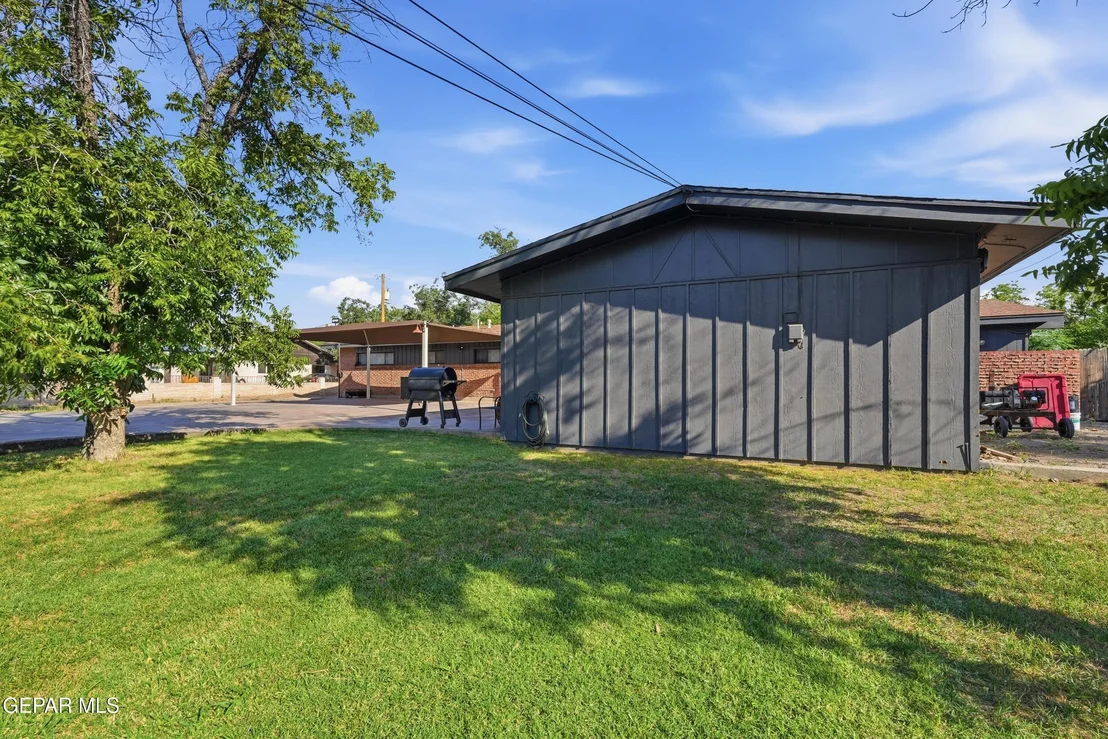 Photo of 216 SMITH Road