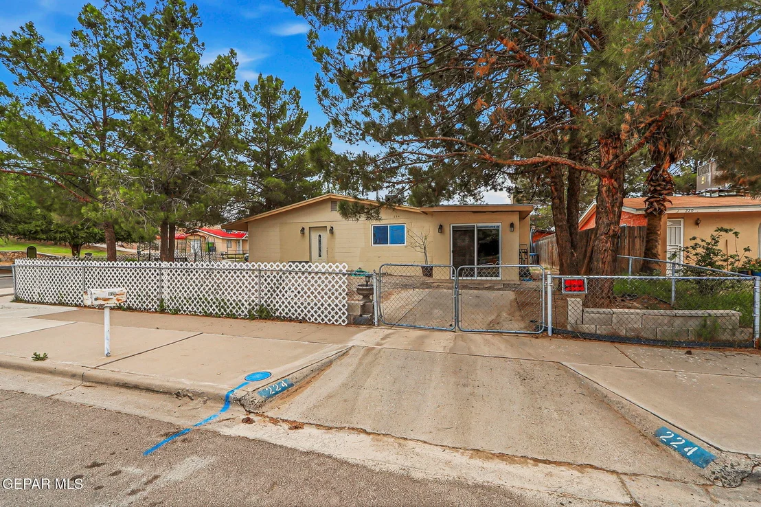 Photo of 224 Pacific Drive