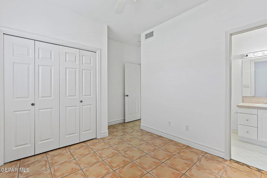 Photo of 5566 Buckley Drive