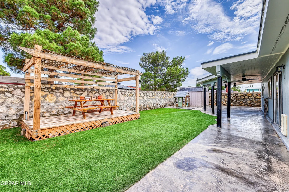 Photo of 11387 BEACH FRONT Drive
