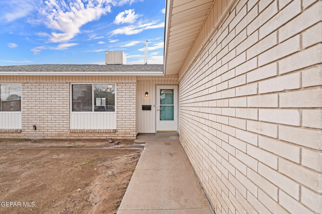Photo of 3317 DUNGARVAN Drive