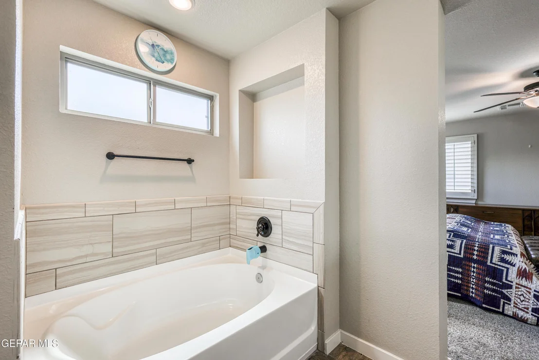 Photo of 7821 ENCHANTED RIDGE Drive