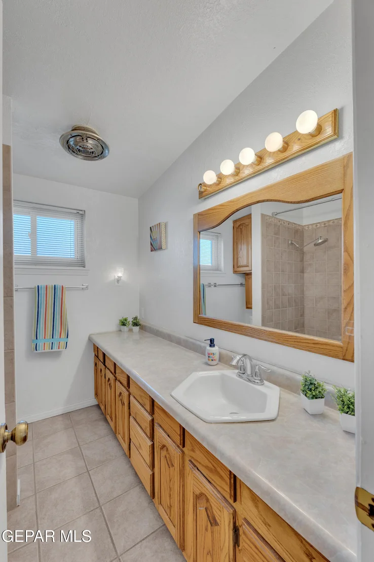 Photo of 10305 ASHWOOD Drive