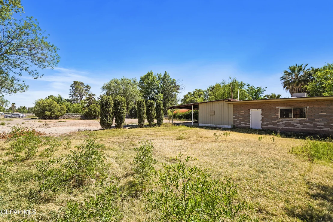 Photo of 227 ROSEMONT Drive