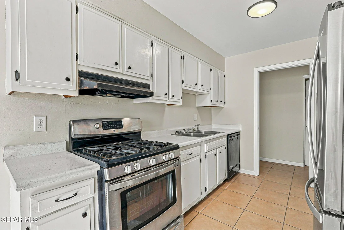 Photo of 10420 MAXWOOD Drive