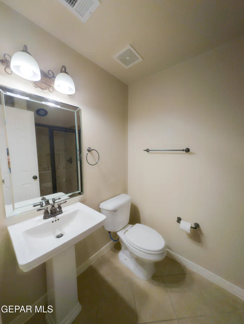 Photo of 801 SOUTHWICK Drive