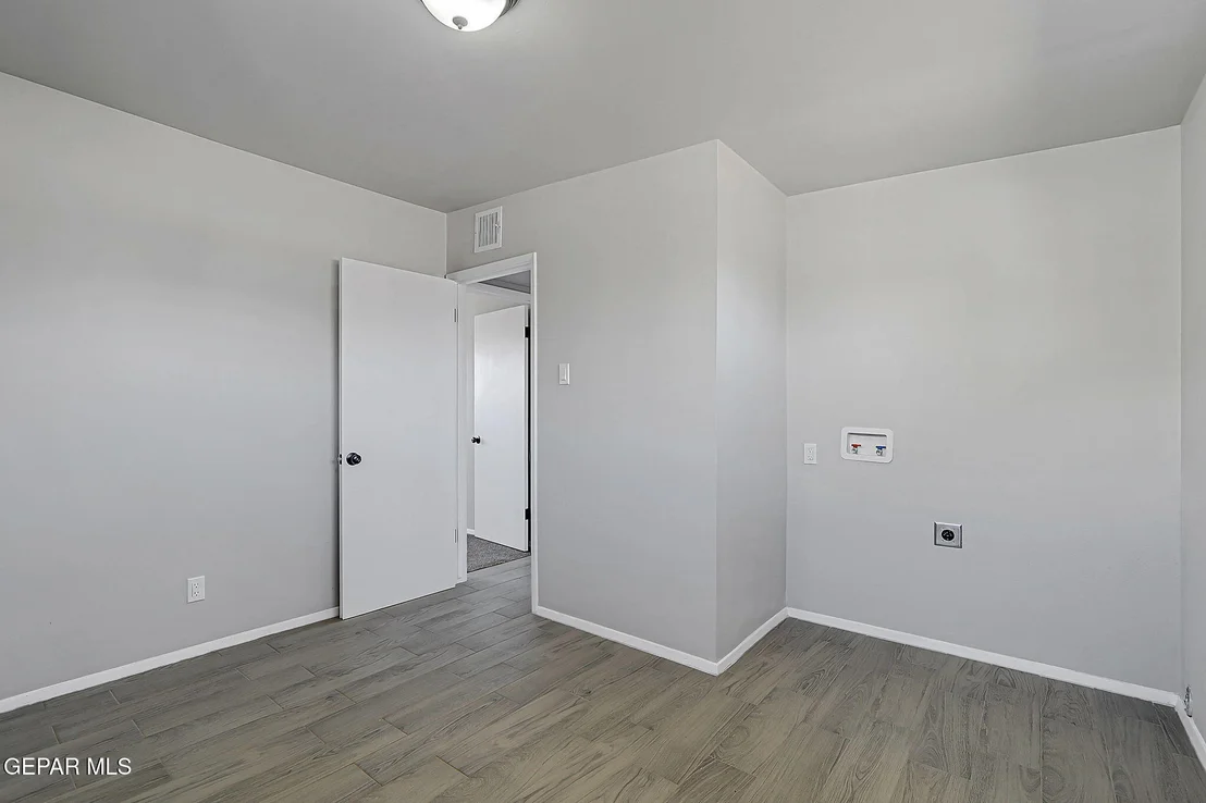 Photo of 5032 ALPS Drive