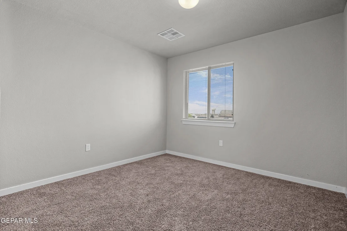 Photo of 937 PENRITH Street