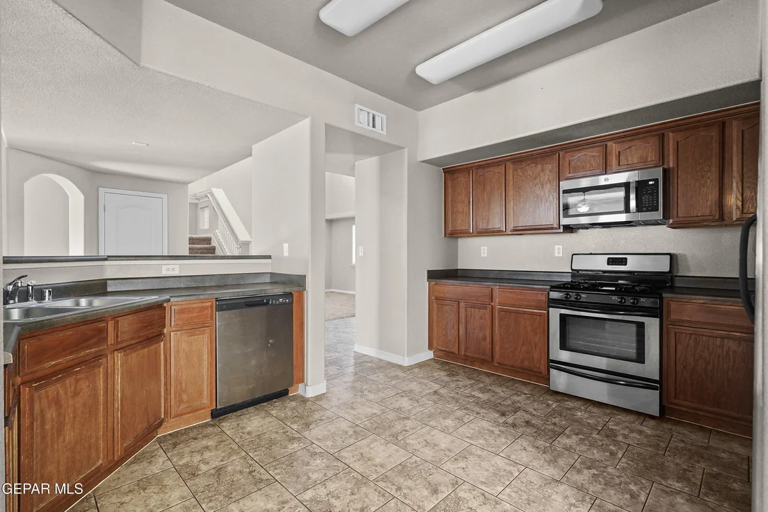 Photo of 11509 CHARLES BOYLE Place