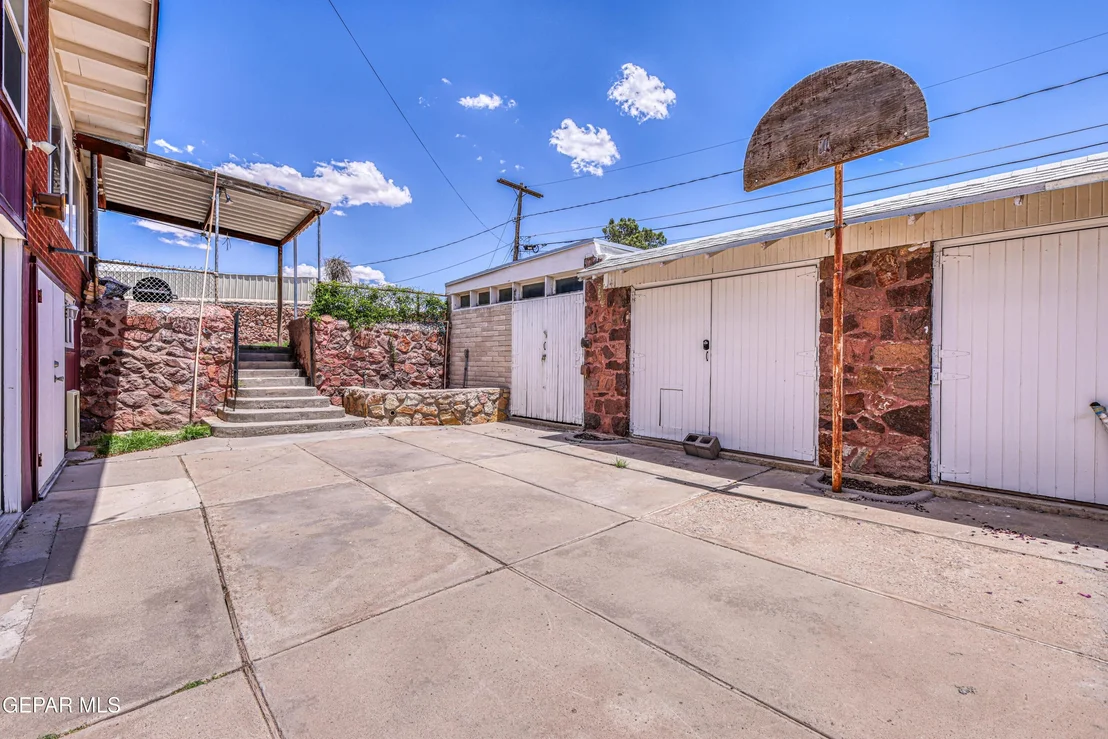 Photo of 5032 TIMBERWOLF Drive