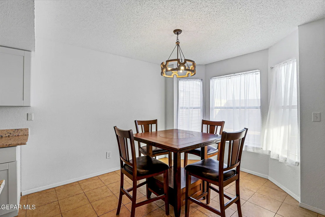 Photo of 390 BRILL Circle