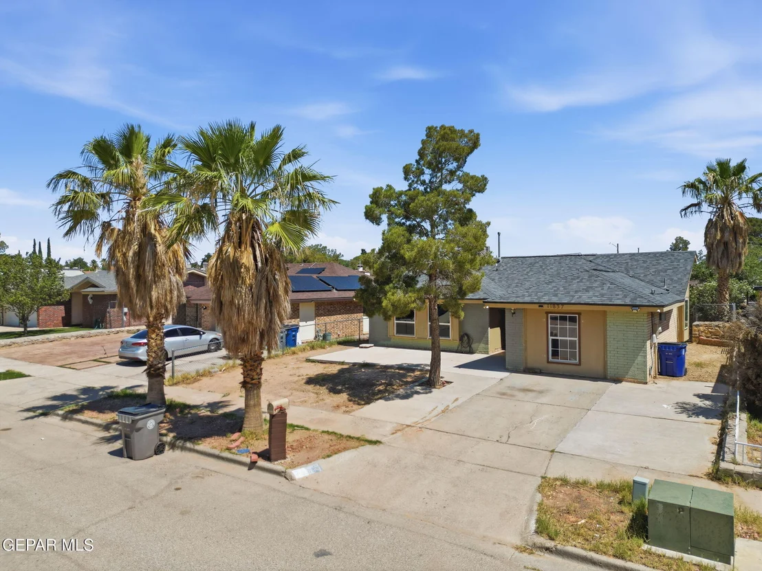 Photo of 11837 LEWIS LEE Court