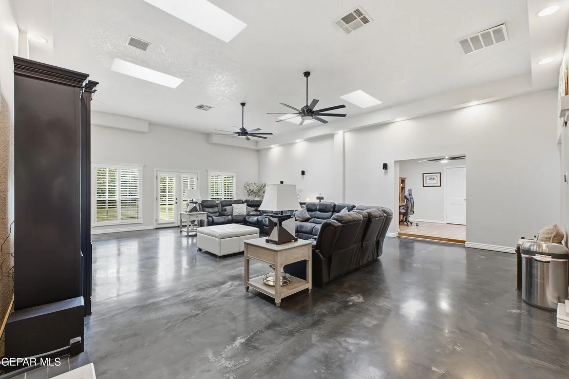 Photo of 7359 FRANKLIN Drive