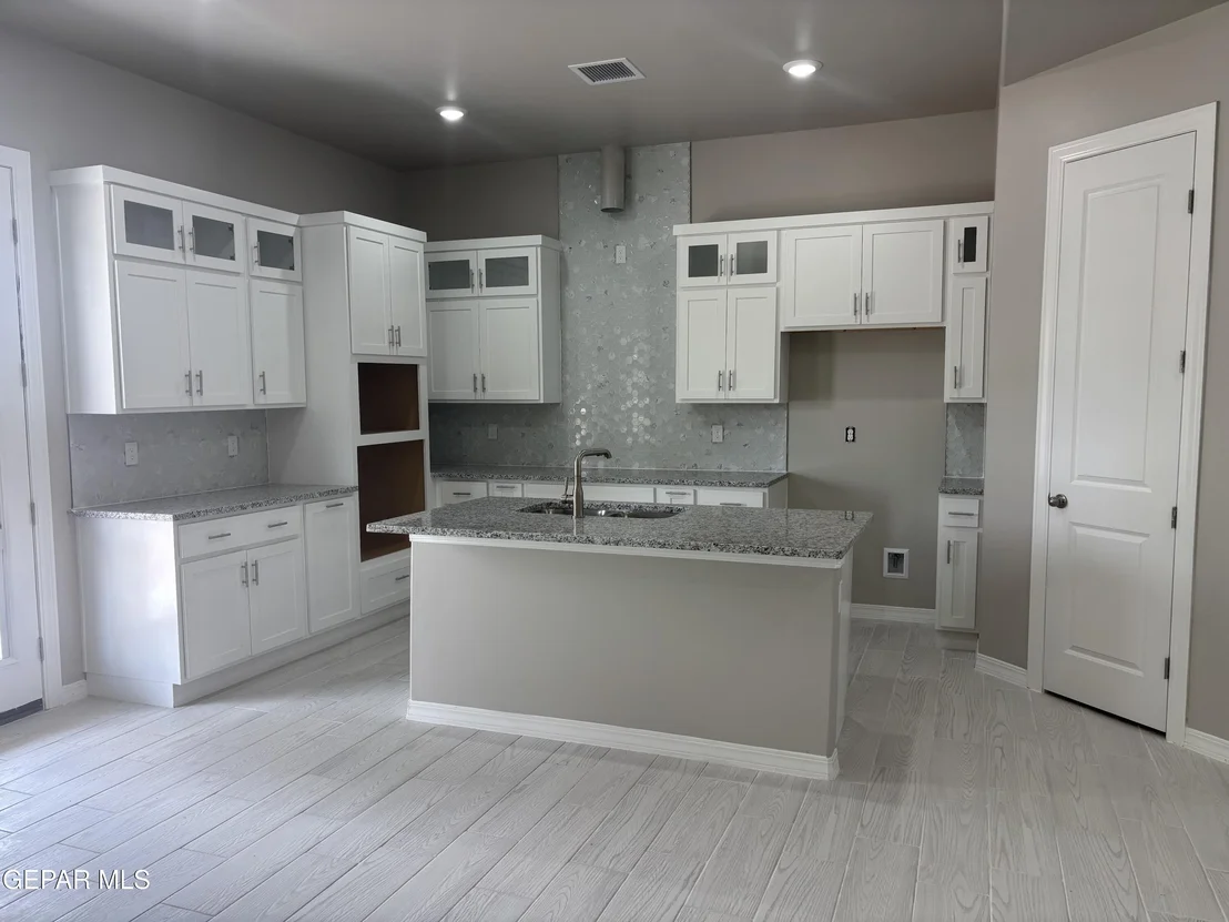 Photo of 6154 SORREL Drive