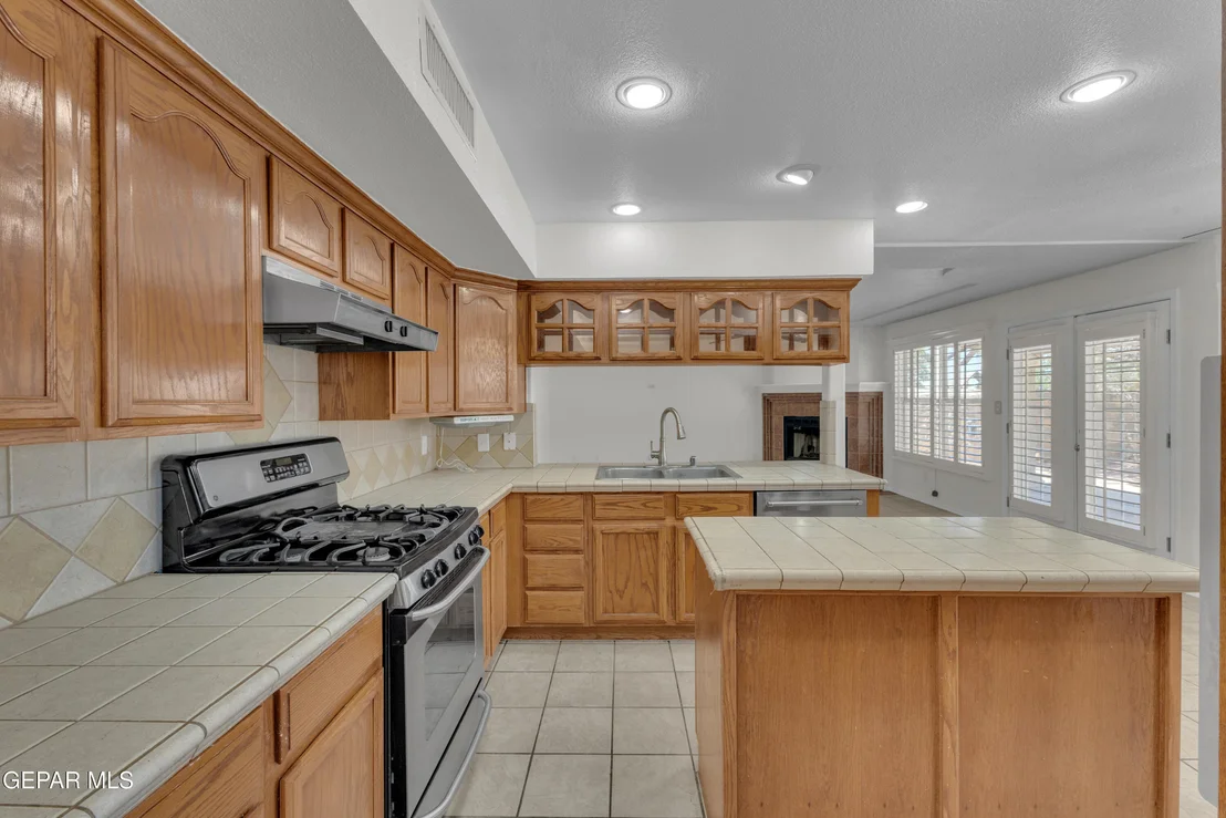 Photo of 12345 KIT CARSON Drive