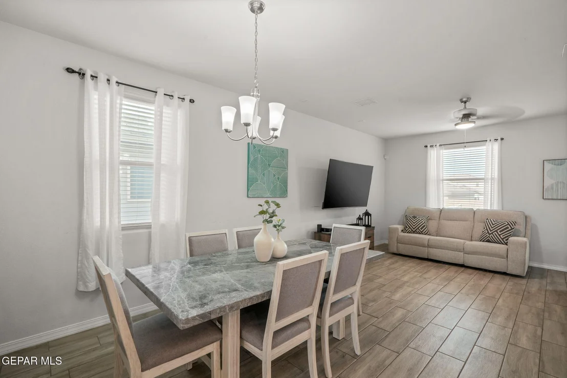 Photo of 5464 Stonehill Drive