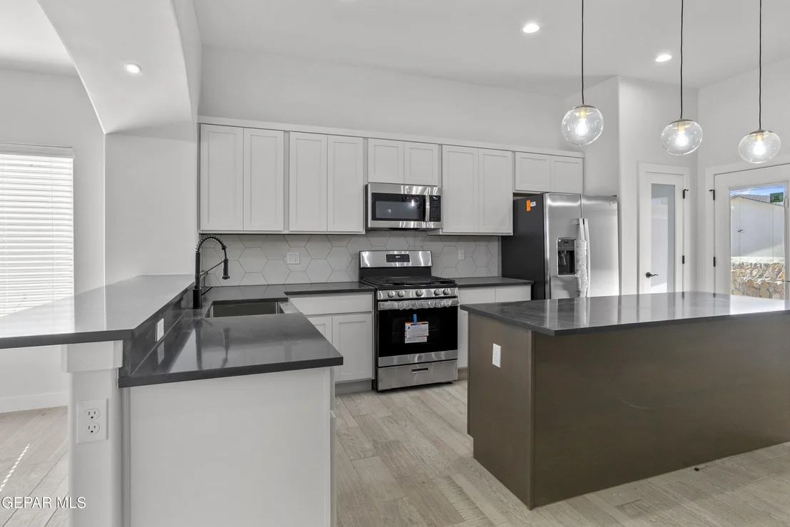Photo of 428 Plateau Drive