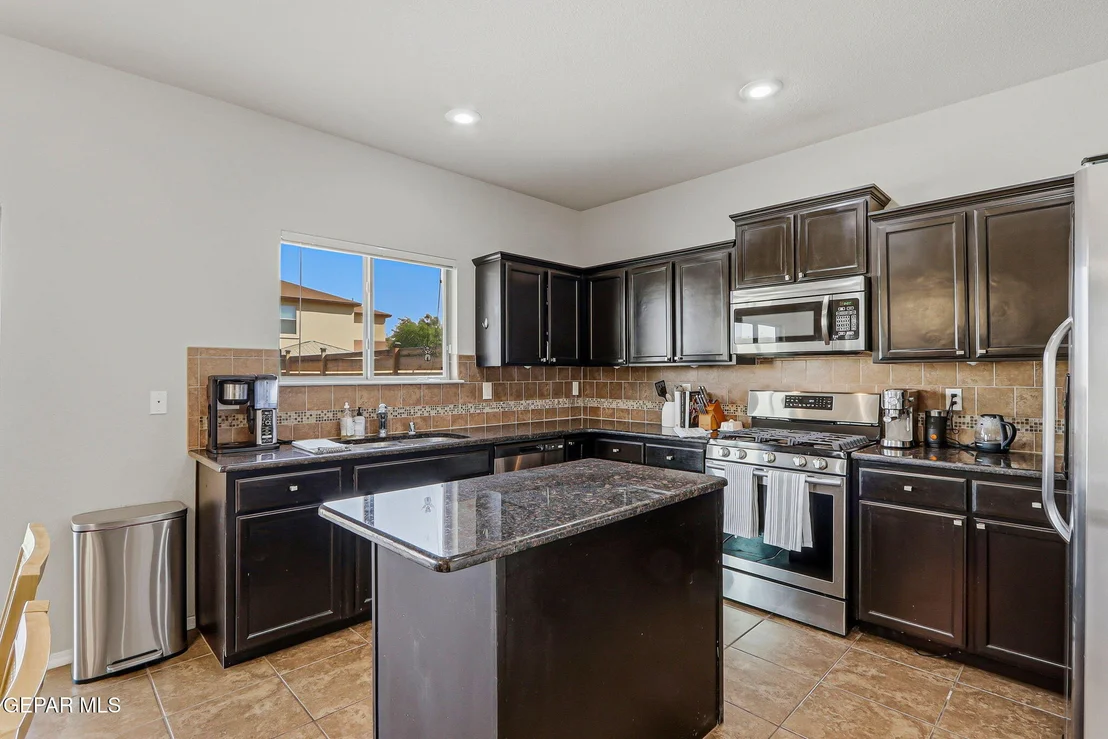 Photo of 14681 HOLSTEINER Court