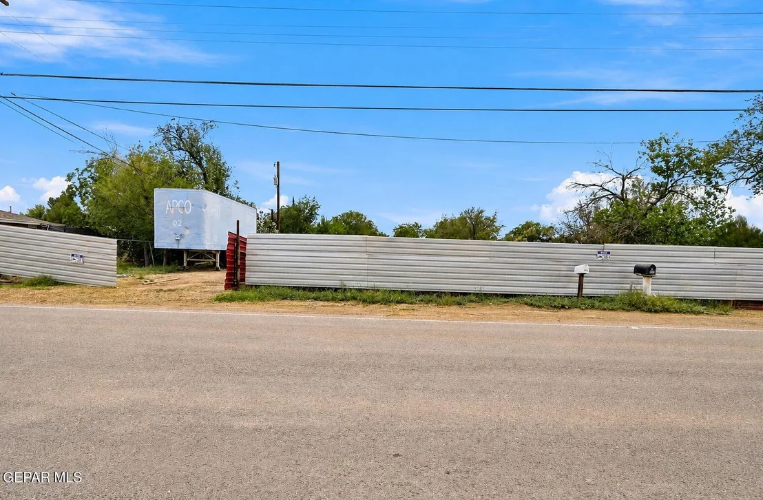 Photo of 4015 EMORY Road