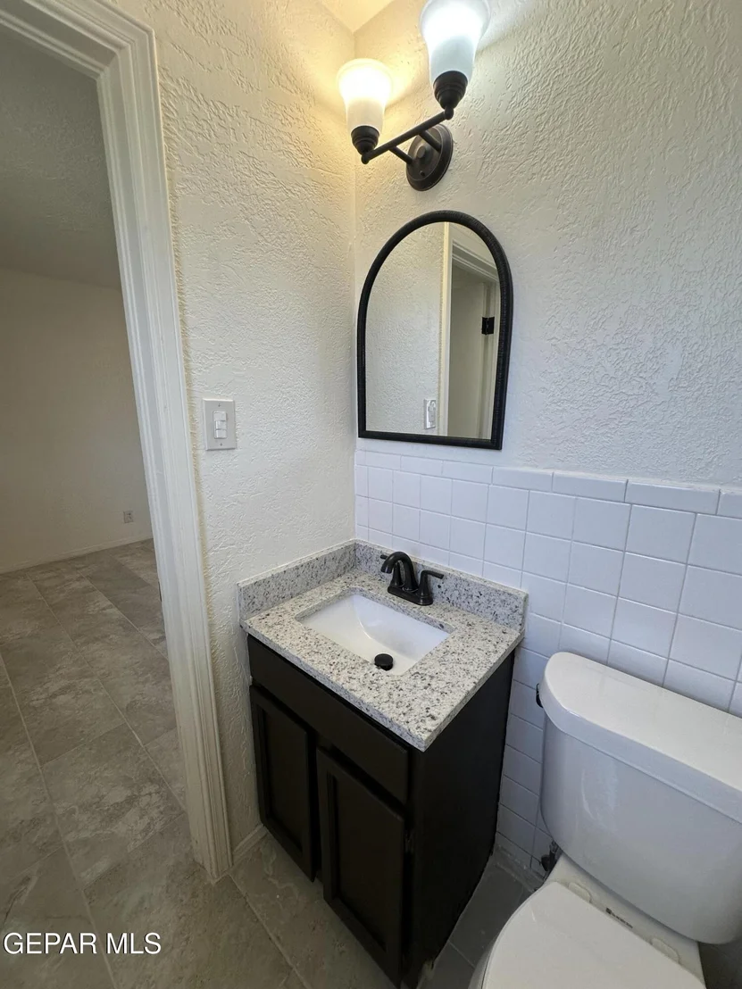 Photo of 1101 DOYLE Place