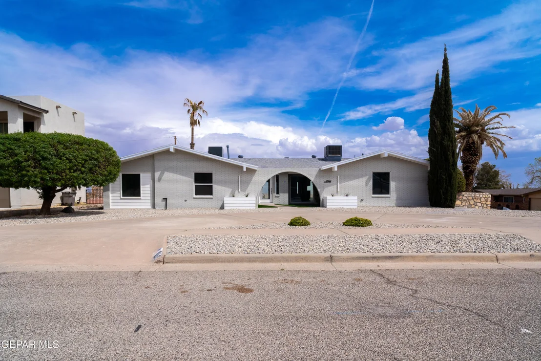 Photo of 9000 GALENA Drive