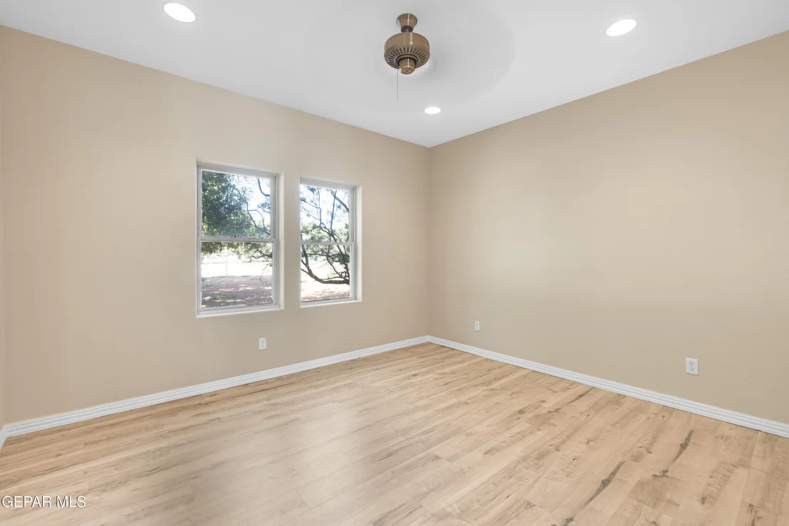 Photo of 1207 FIGHTING BUCK Avenue