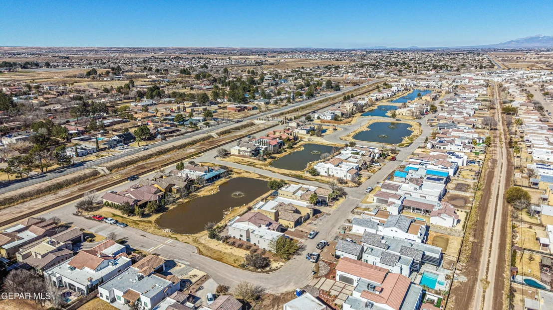 Photo of 5620 RIVER RUN Street