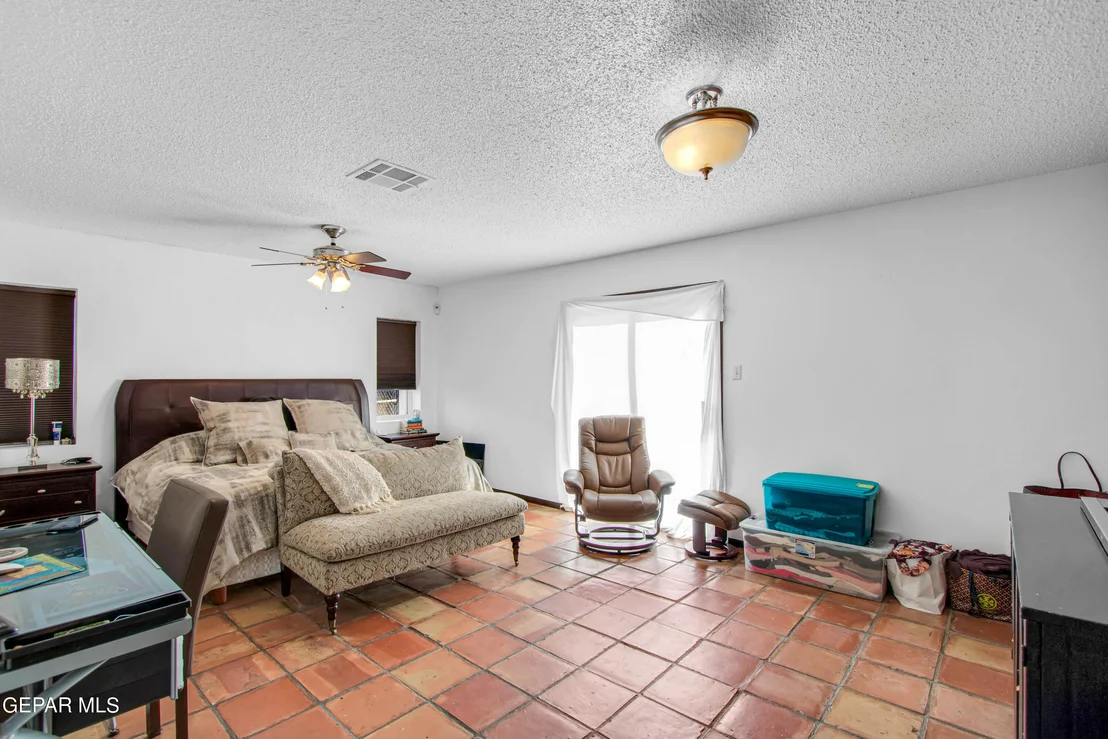 Photo of 5716 OAK CLIFF Drive