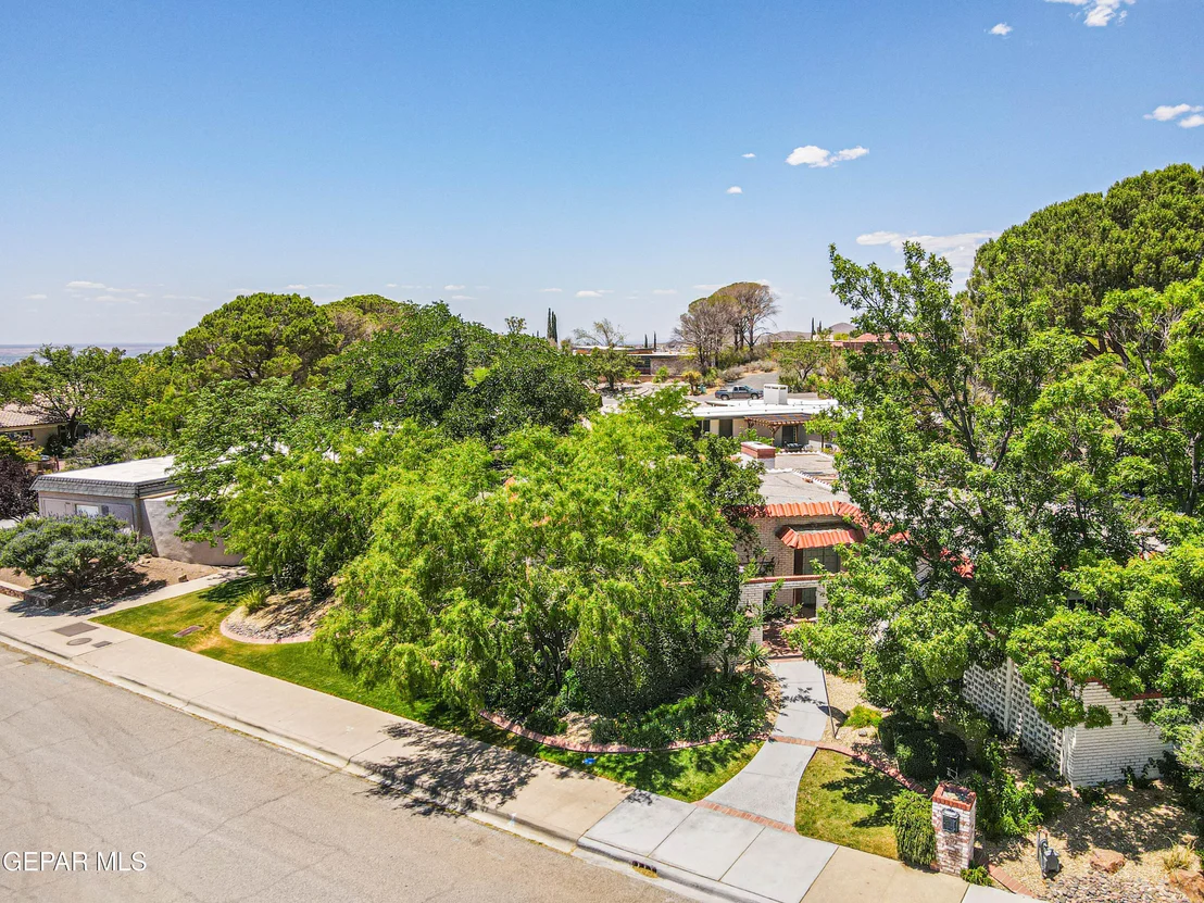 Photo of 6041 TORREY PINES Drive