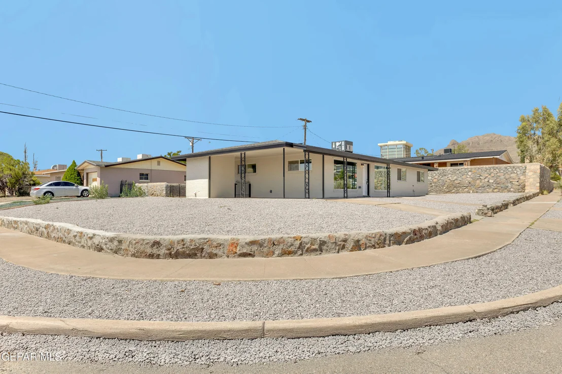 Photo of 6001 FANDANGO Place