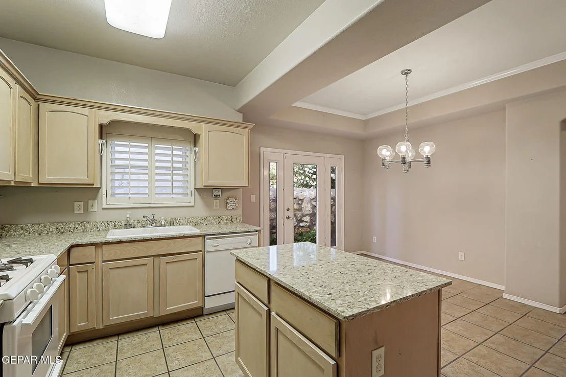 Photo of 7292 Desert Eagle Drive