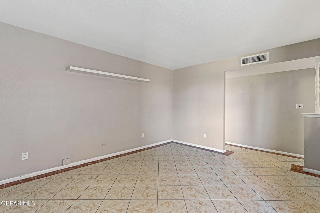 Photo of 5125 ROUND ROCK Drive