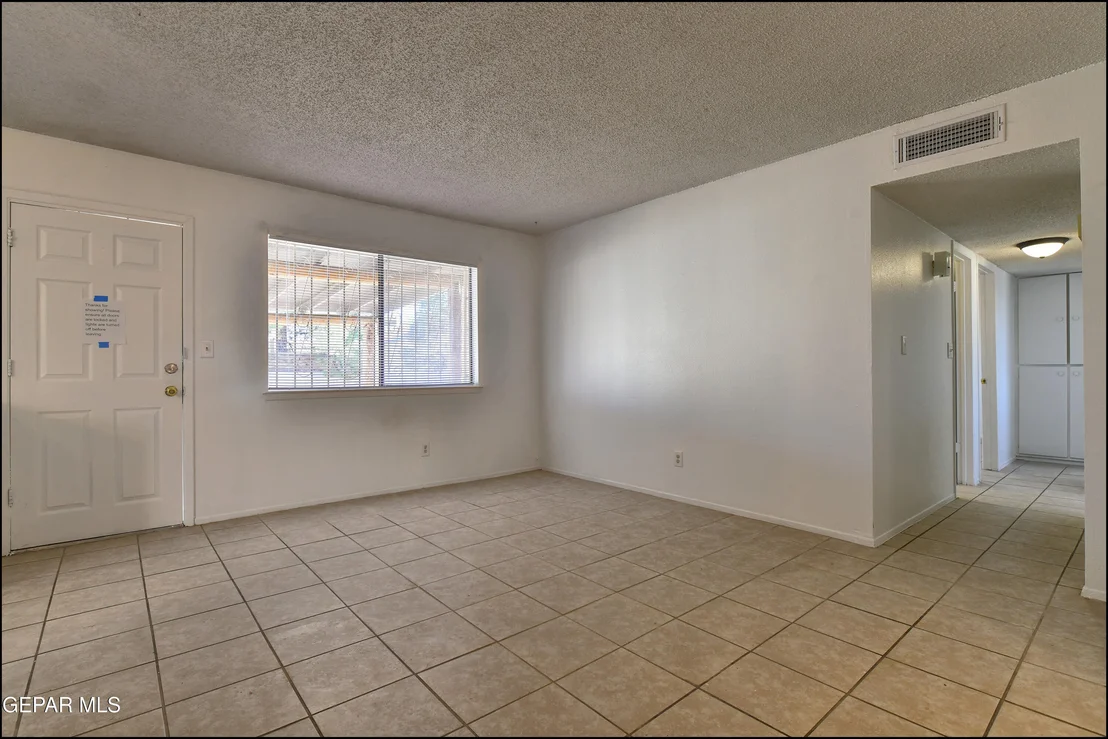 Photo of 1612 JAMES CHISUM Drive