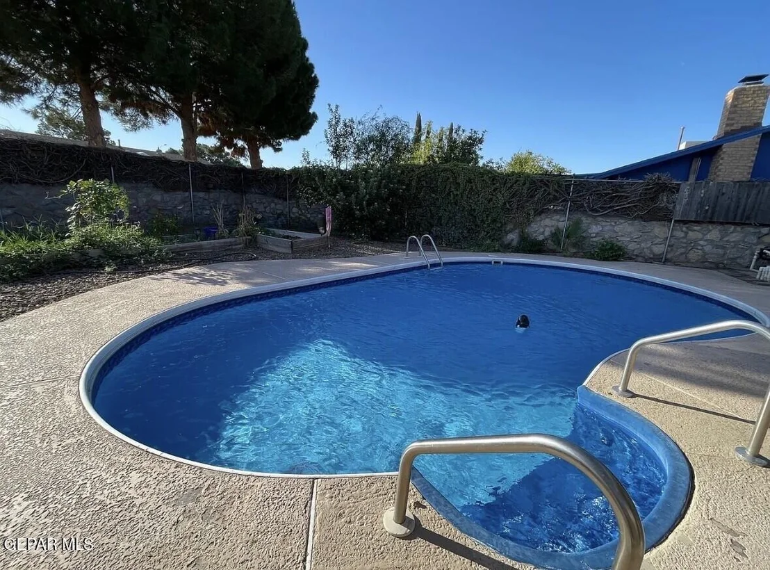 Photo of 1856 MIKE HILL Drive