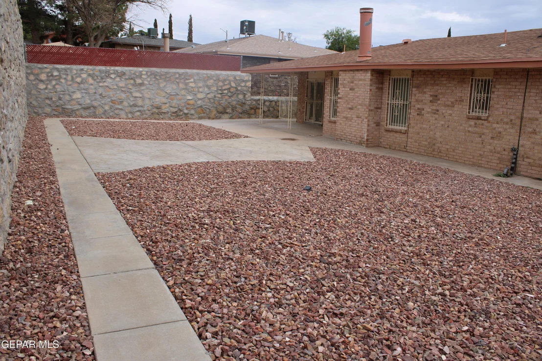 Photo of 11613 SHEILA Drive