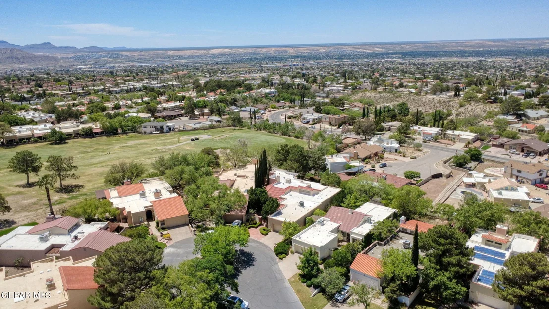 Photo of 1057 LOS JARDINES Circle