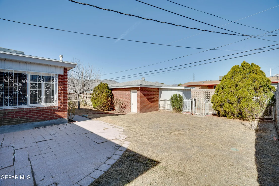 Photo of 4701 Leeds Avenue