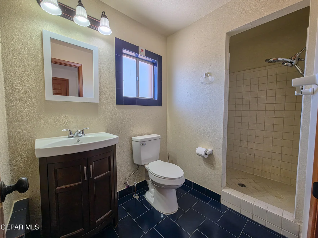 Photo of 4037 EMORY Road