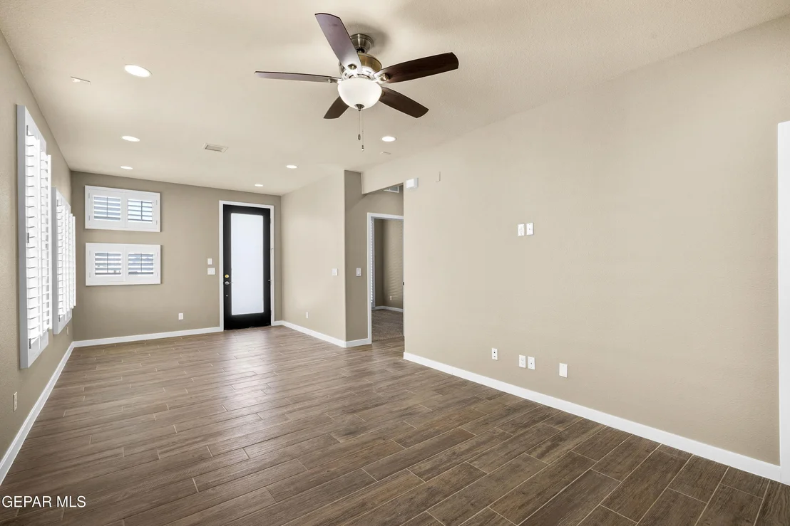 Photo of 5881 Dalhart Drive