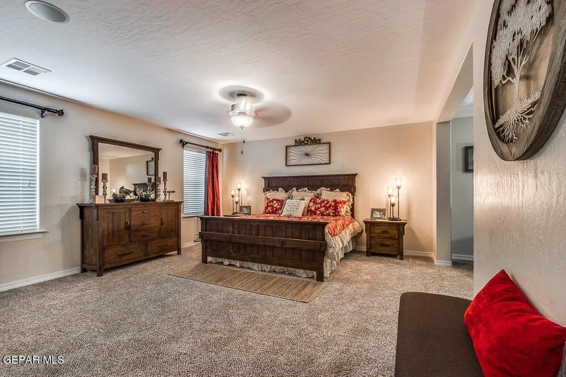 Photo of 10712 Aaron Street