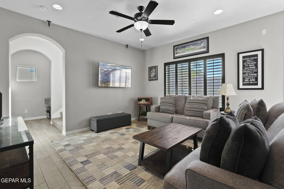 Photo of 3137 RED CREEK