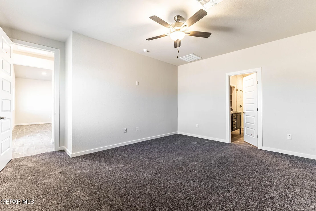Photo of 933 Nayland Place