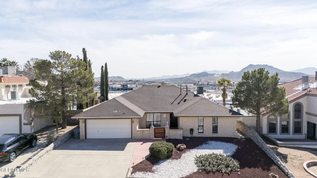 Photo of 614 BLUFF CANYON Circle