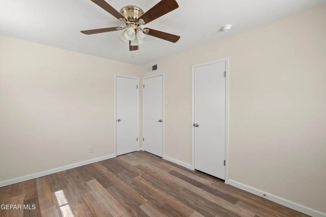 Photo of 9220 RALEIGH Drive