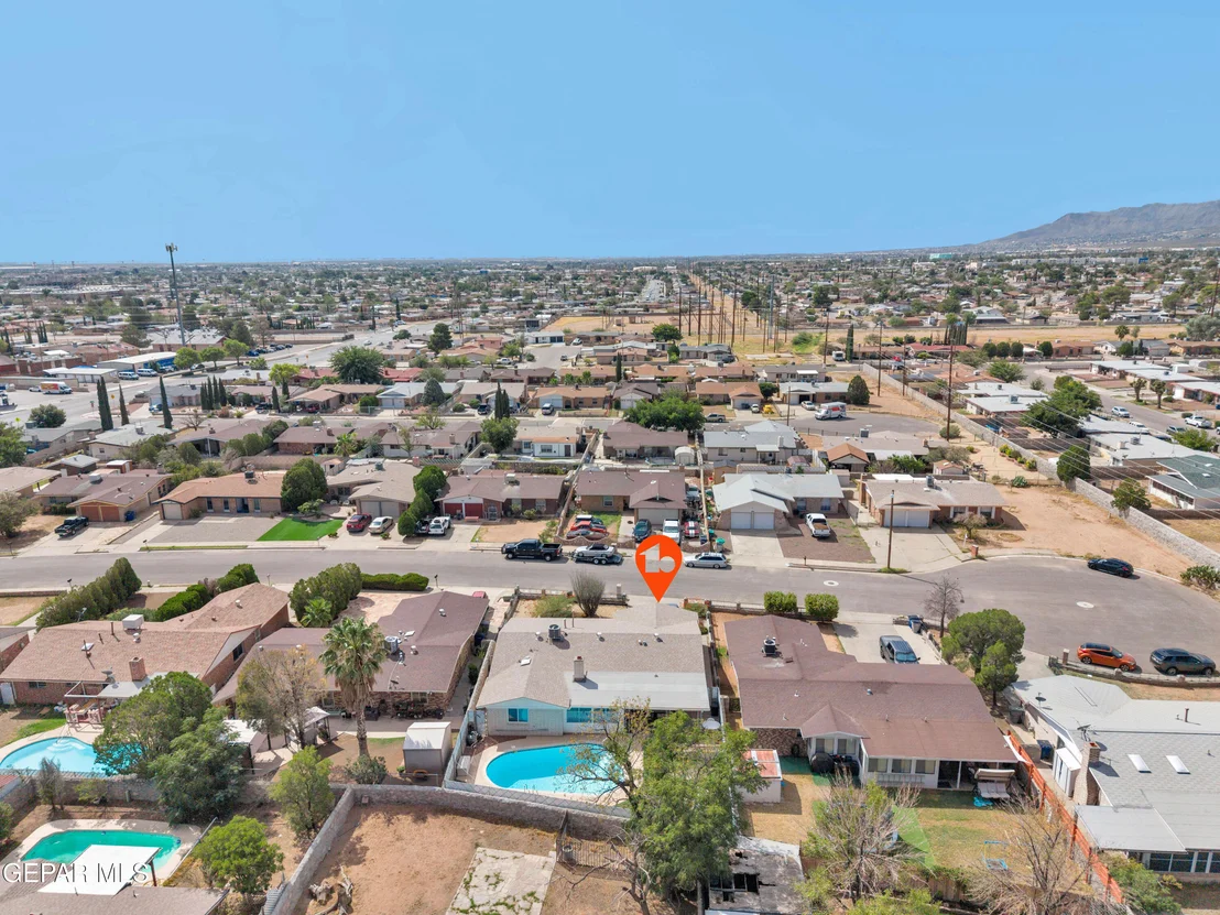 Photo of 5009 MCCORMICK Lane