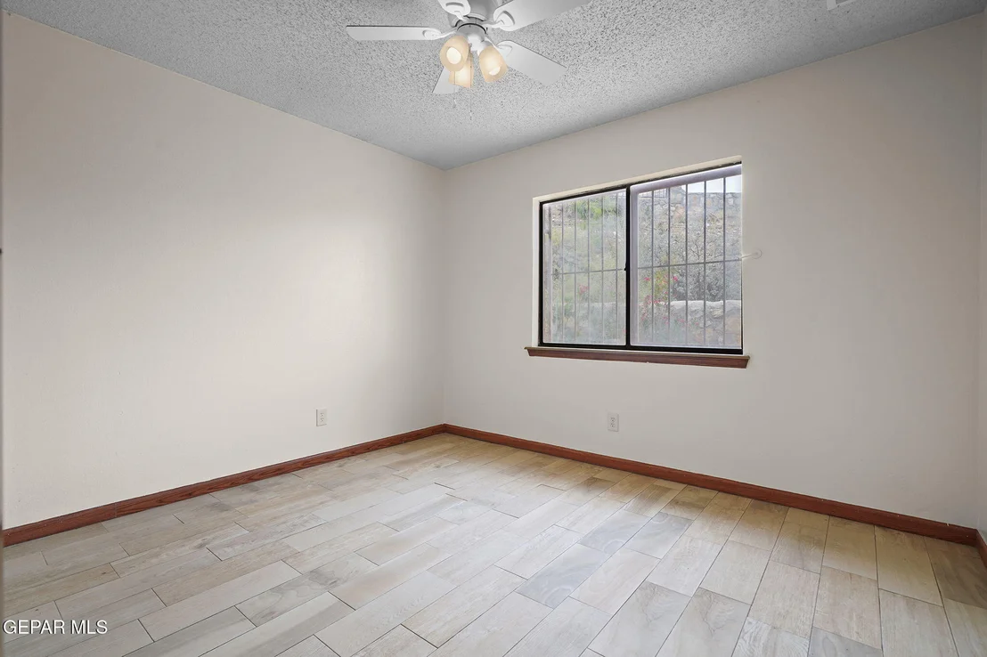 Photo of 3219 MOUNTAIN RIDGE Drive