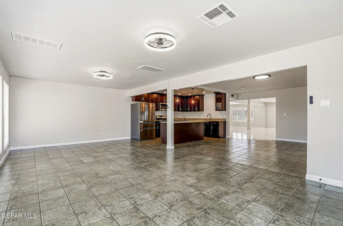 Photo of 1415 MONTE NEGRO Drive
