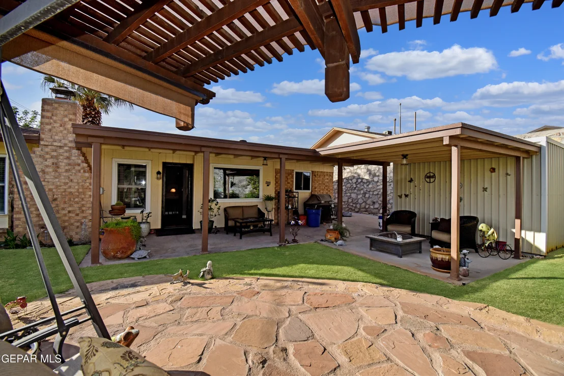 Photo of 224 Lomont Drive