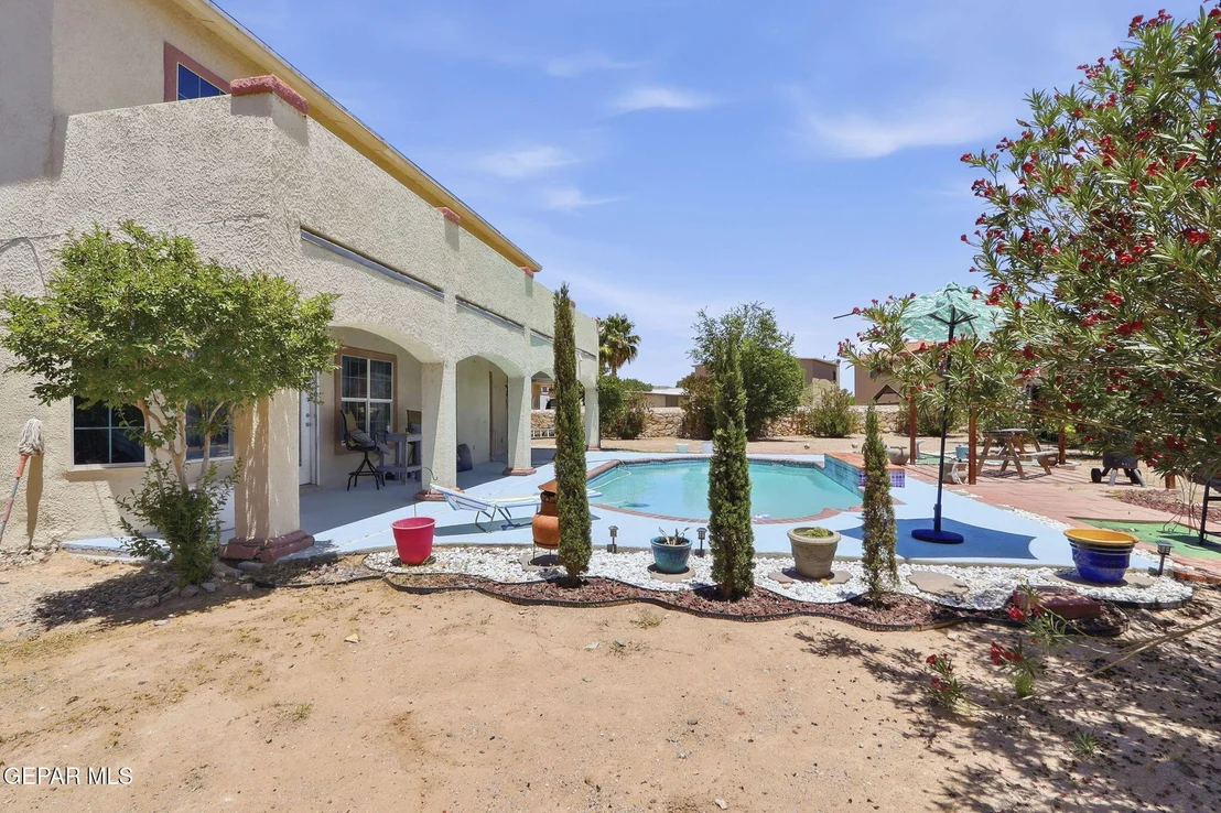 Photo of 12720 SETTING SUN Drive
